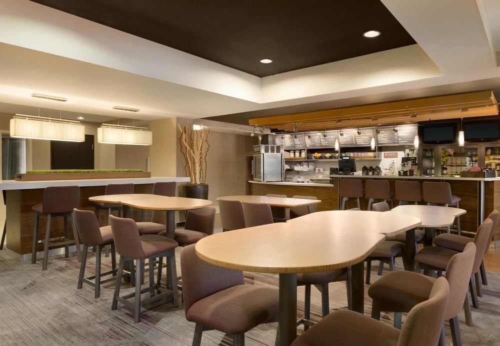 Courtyard By Marriott Bloomington Normal Ξενοδοχείο Εξωτερικό φωτογραφία