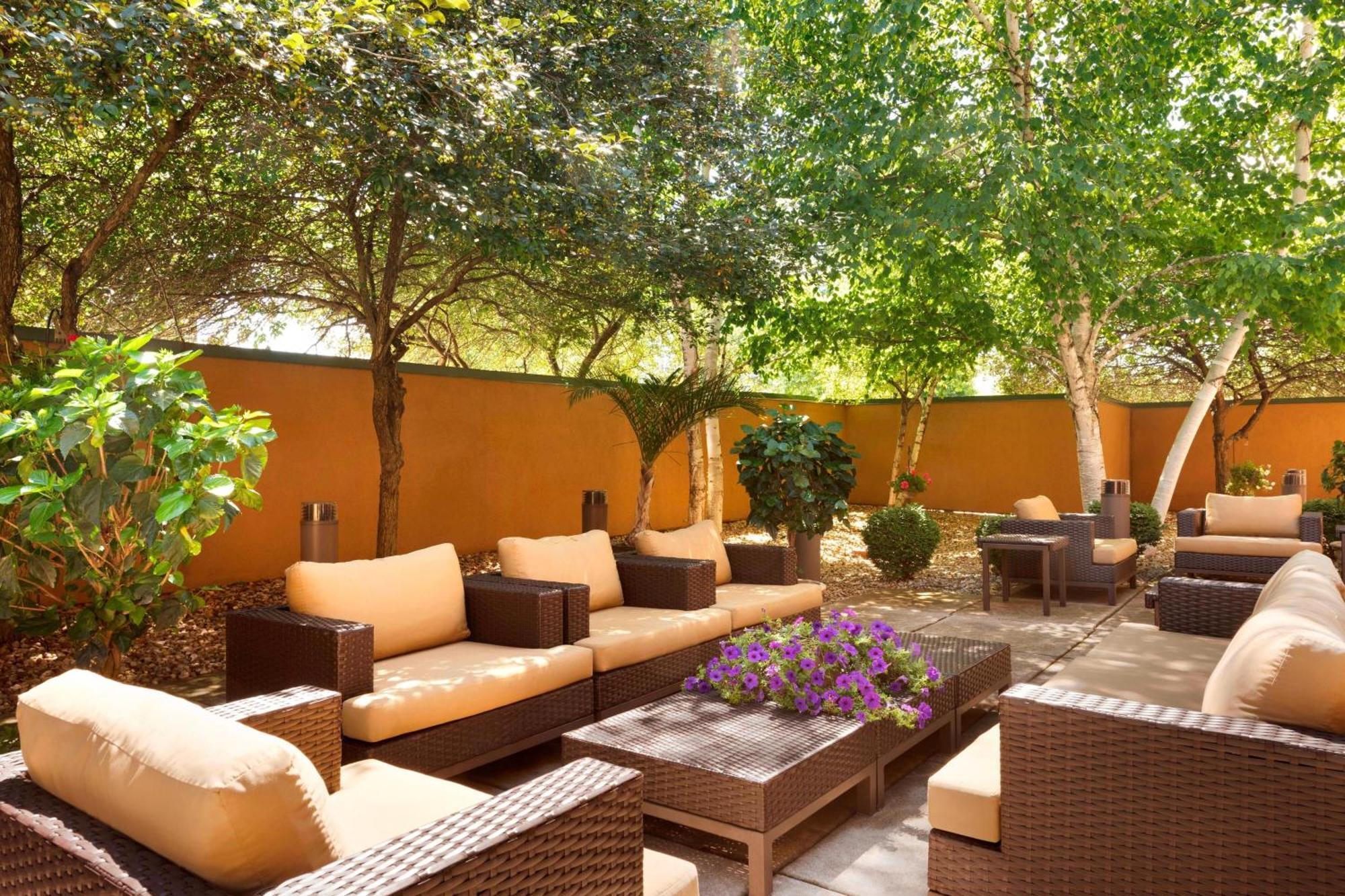 Courtyard By Marriott Bloomington Normal Ξενοδοχείο Εξωτερικό φωτογραφία