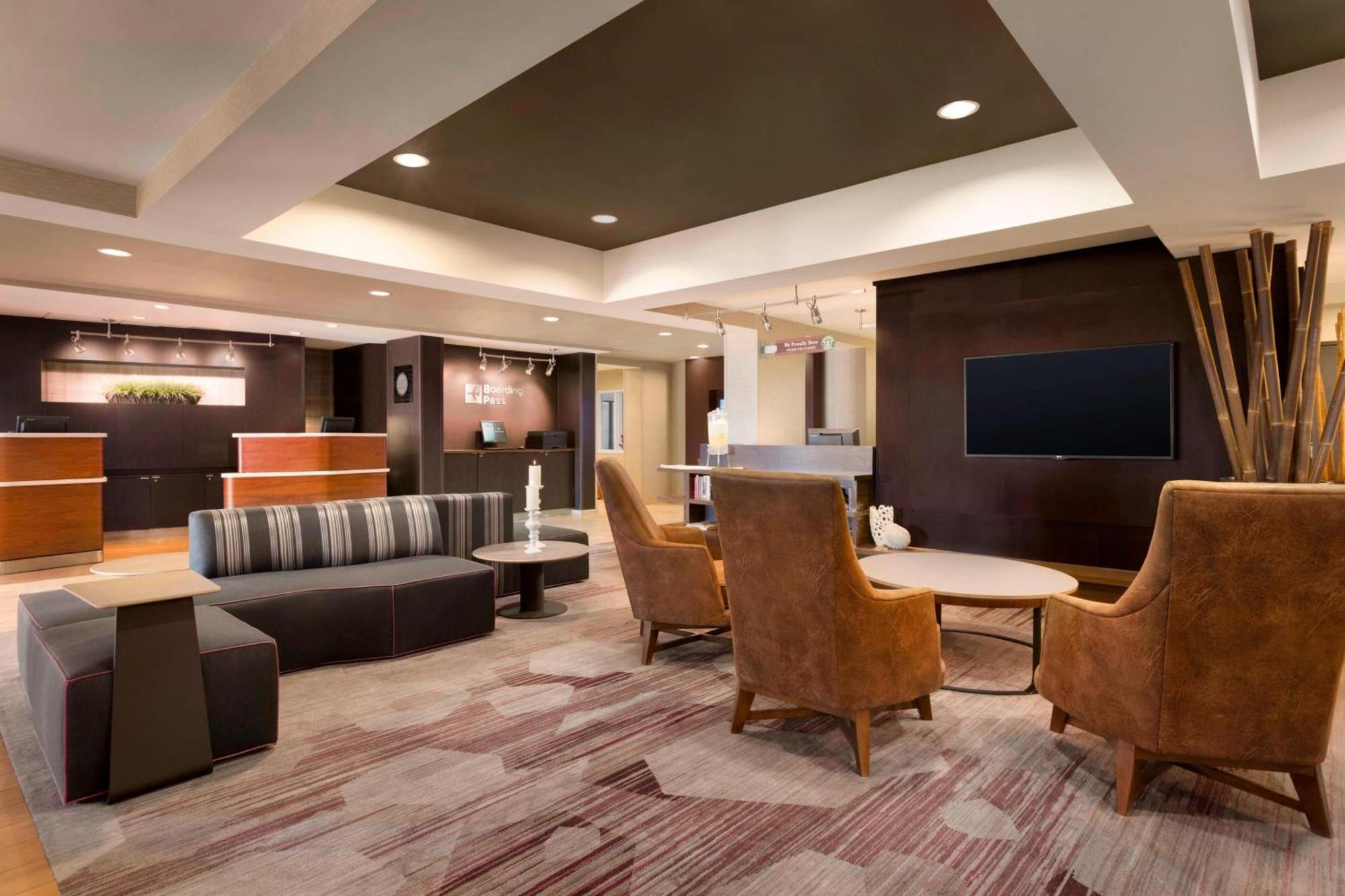 Courtyard By Marriott Bloomington Normal Ξενοδοχείο Εξωτερικό φωτογραφία