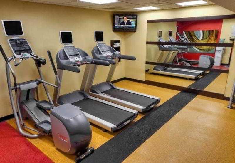 Courtyard By Marriott Bloomington Normal Ξενοδοχείο Εξωτερικό φωτογραφία