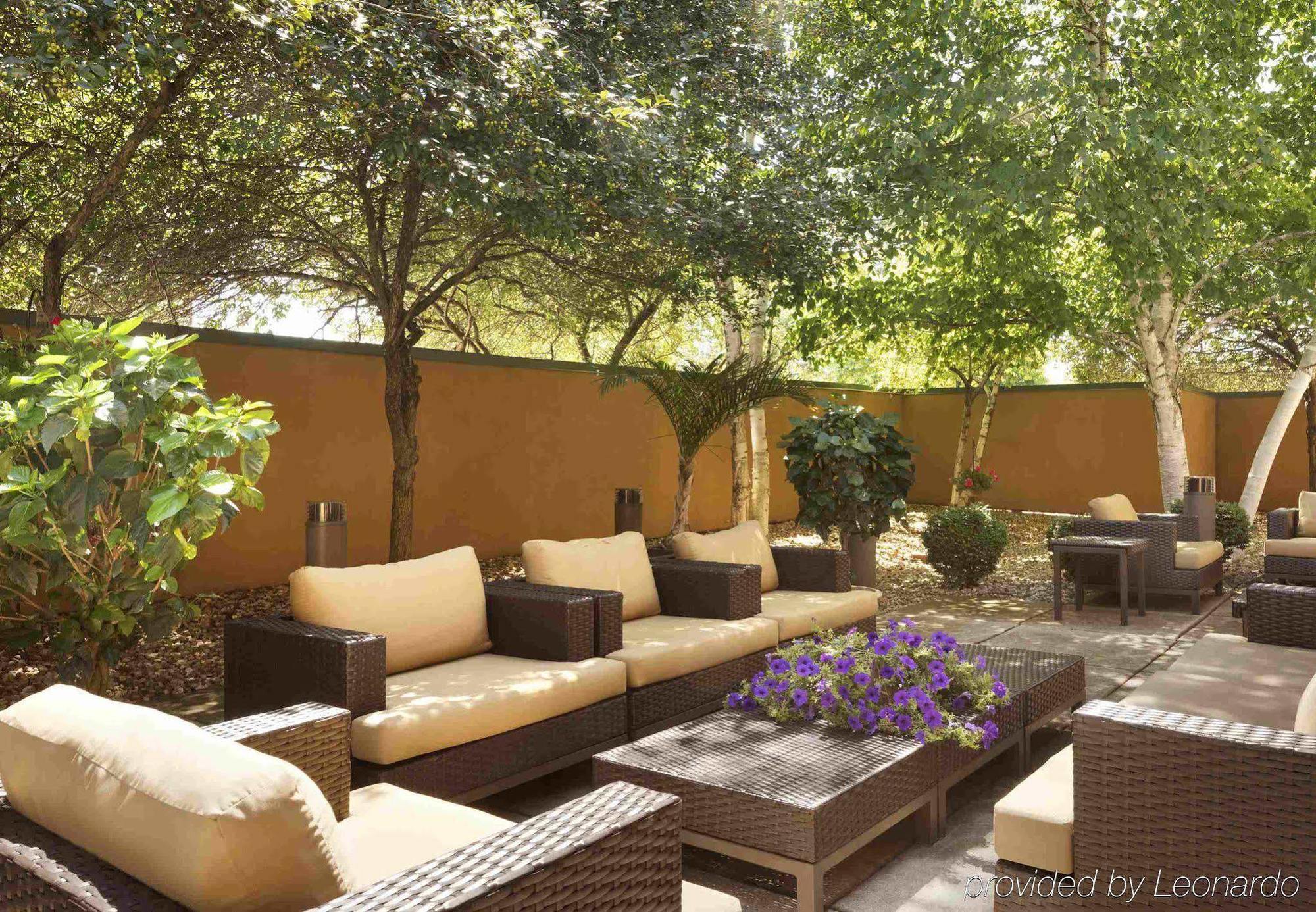 Courtyard By Marriott Bloomington Normal Ξενοδοχείο Εξωτερικό φωτογραφία