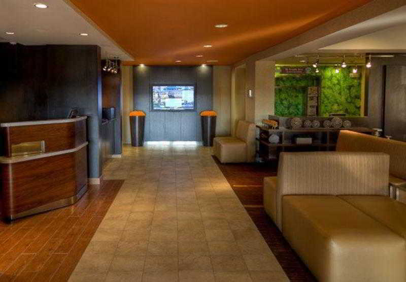 Courtyard By Marriott Bloomington Normal Ξενοδοχείο Εξωτερικό φωτογραφία