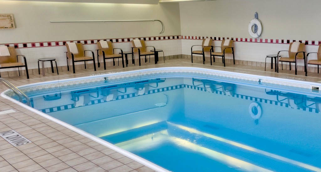 Courtyard By Marriott Bloomington Normal Ξενοδοχείο Εξωτερικό φωτογραφία