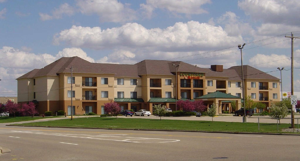 Courtyard By Marriott Bloomington Normal Ξενοδοχείο Εξωτερικό φωτογραφία